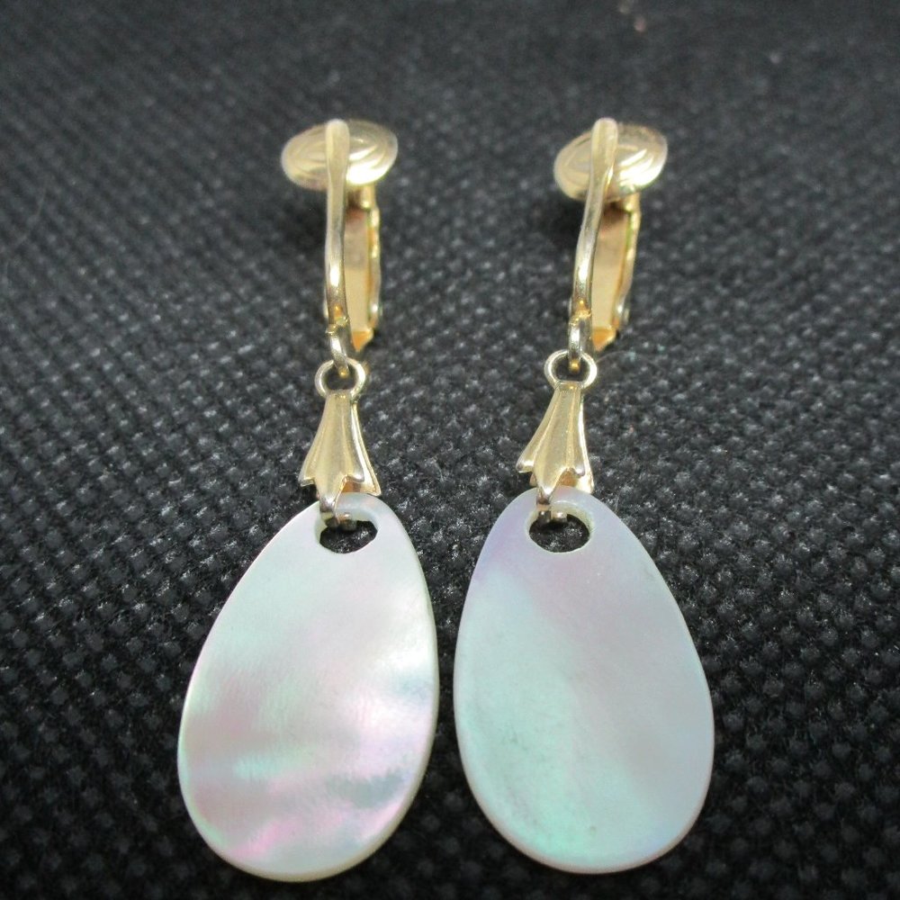 Vintage Sarah Coventry Clip On Pearl Earrings